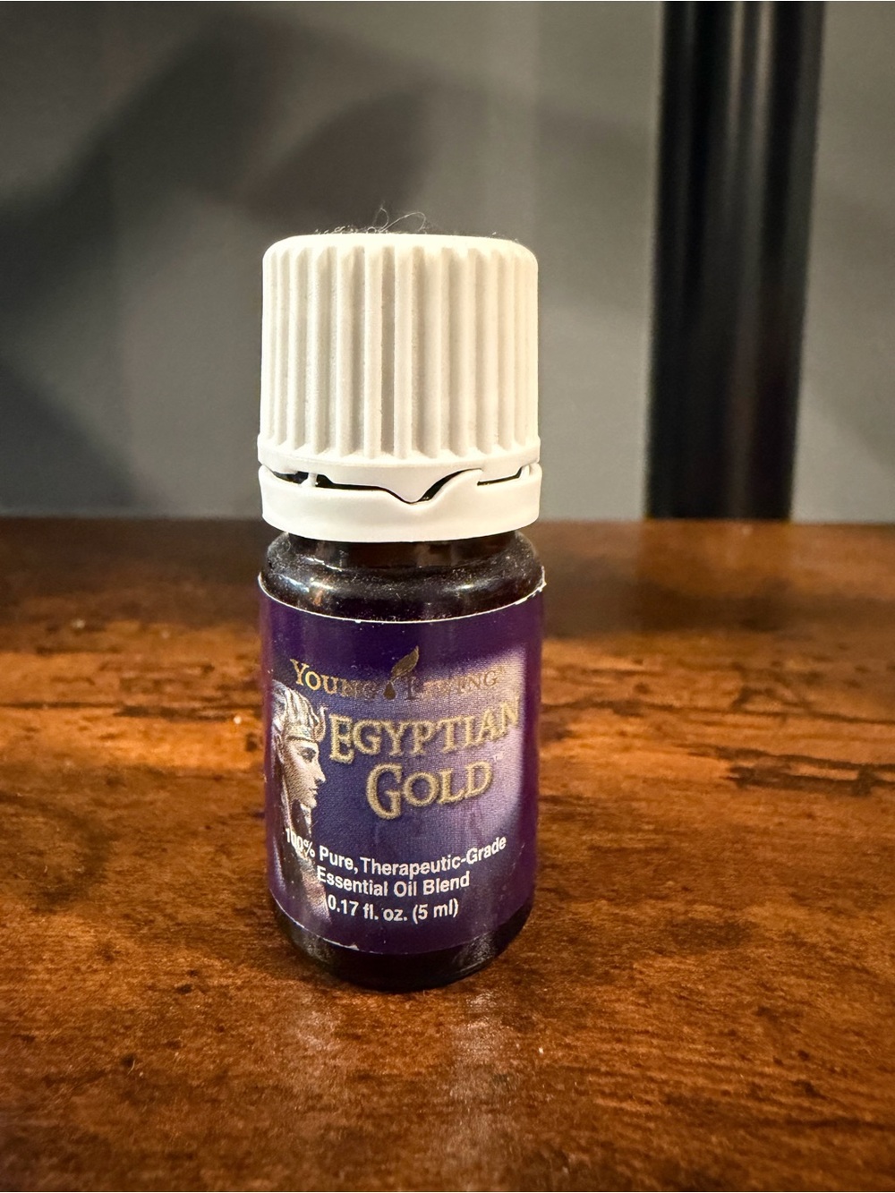 Young Living Egyptian Gold Essential Oil – Purple & White